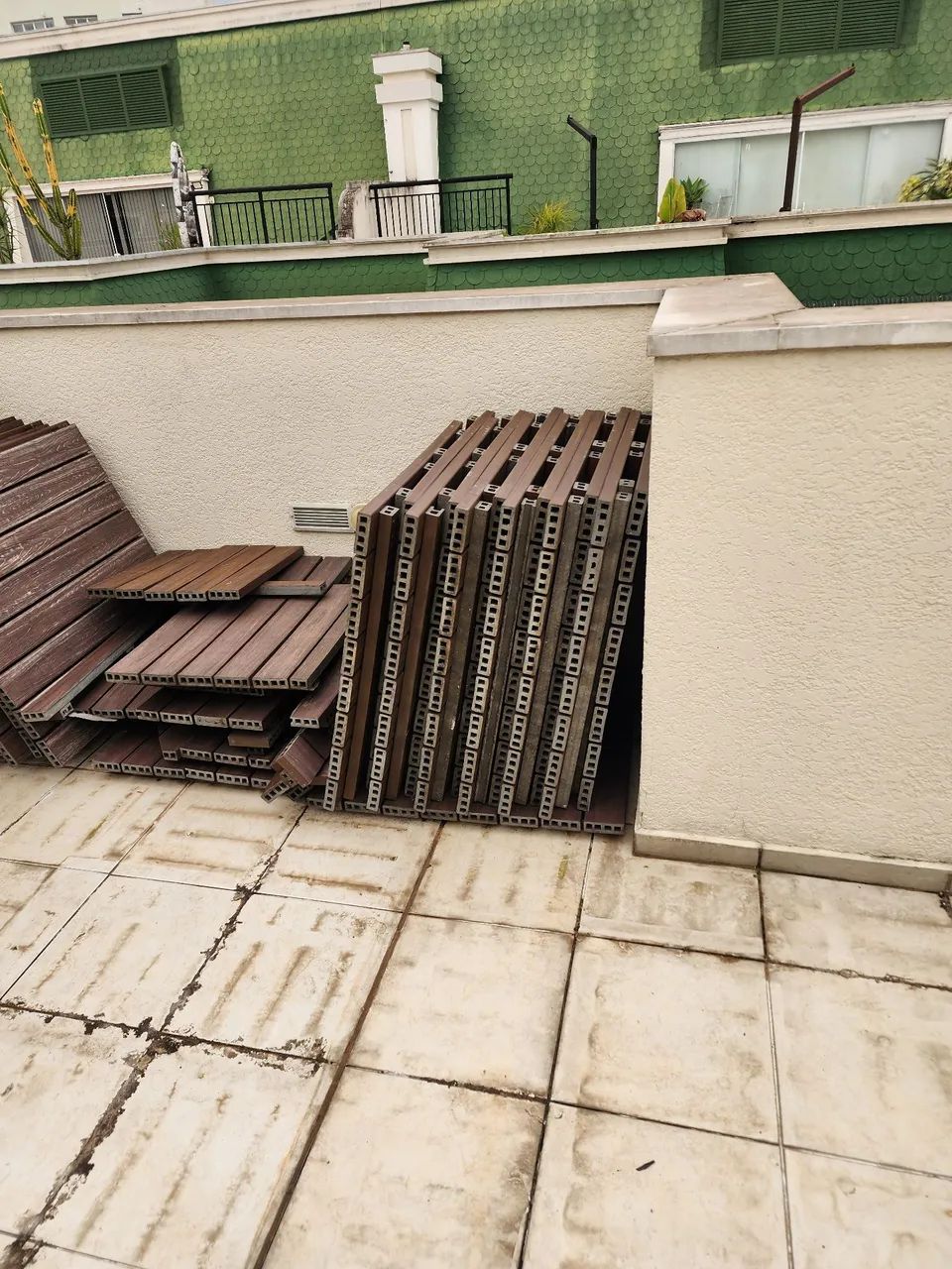 Pallet Plástico Imitando Madeira - Foto 4
