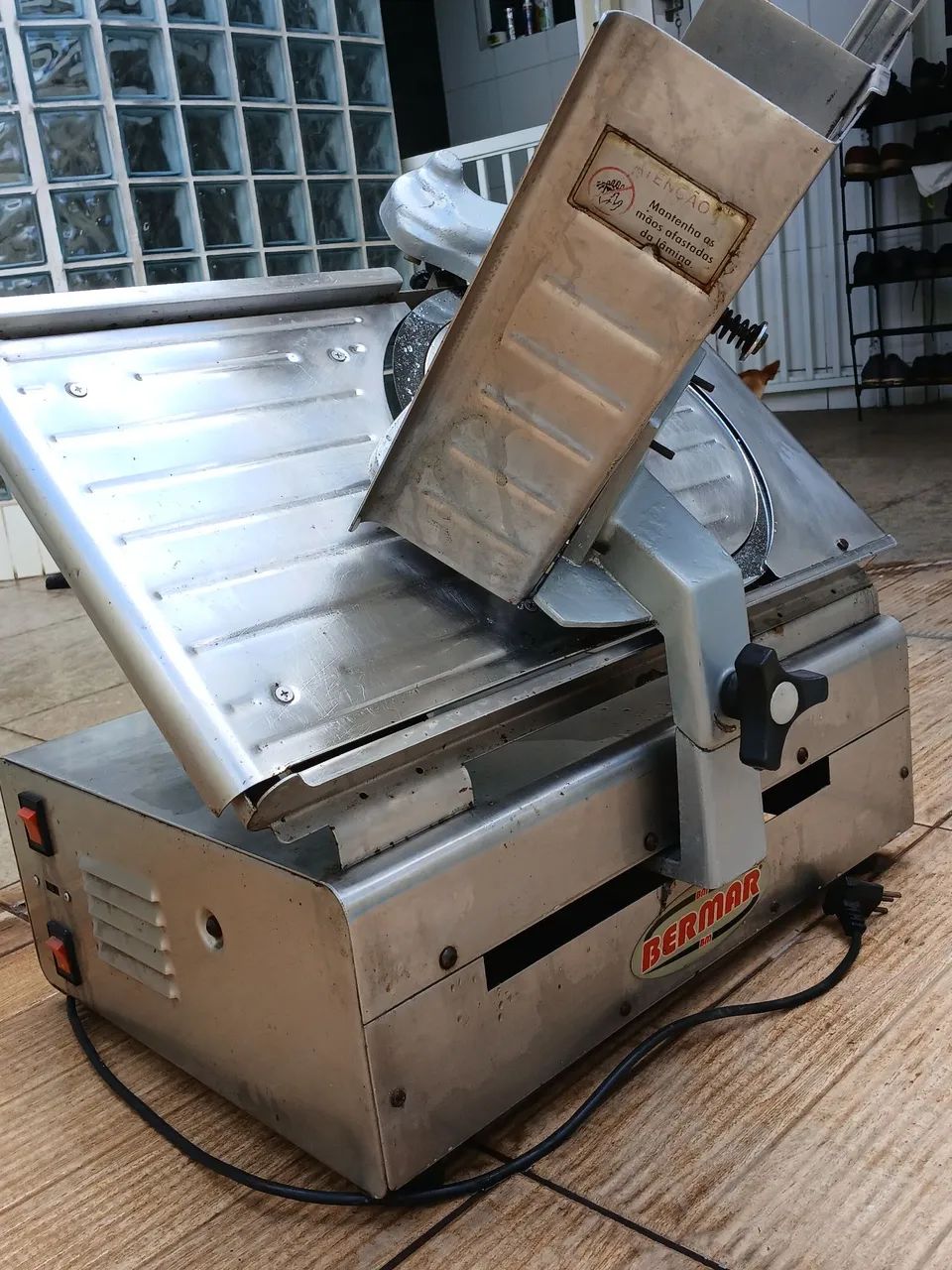 fatiadora de frios automatica