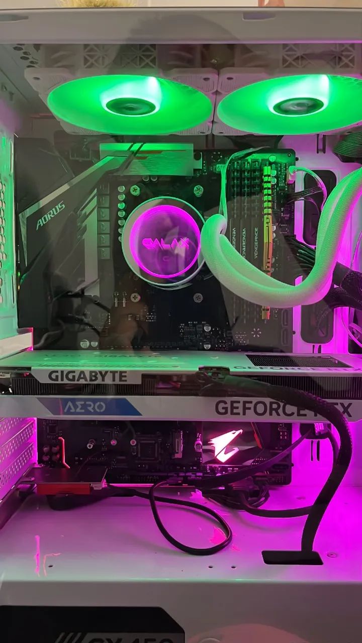 Ryzen 5 5600x + B450 Aorus Elite + 32GB 3200mhz + RTX 4060 8GB