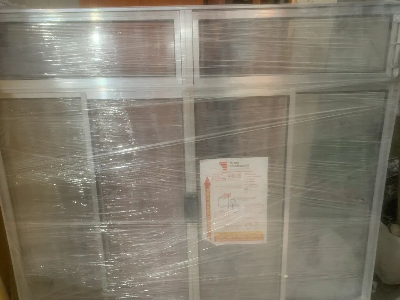 Porta vidro e alumínio e vidro  - Foto 5