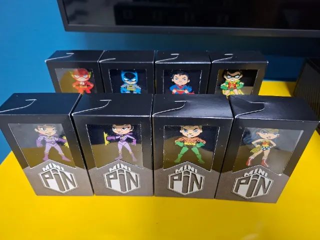 Coleção de Pins Da DC - Exclusivo CCXP - Foto 3