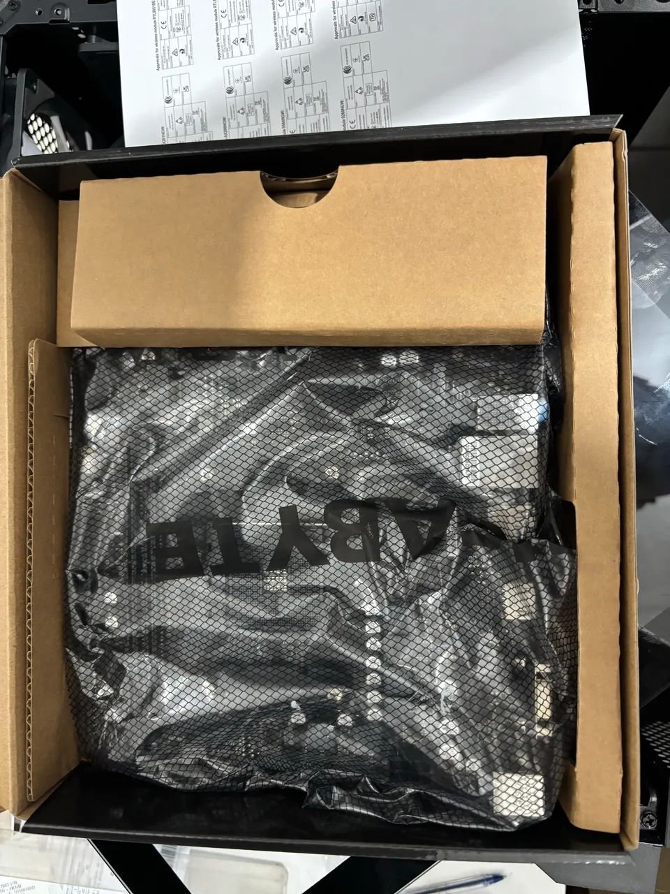 Placa mãe gigabyte A520M K V2 DDR4 - Foto 2