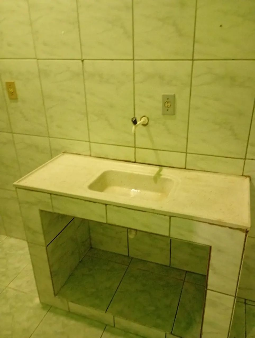 Kitnet muito bom lugar tranquilo 