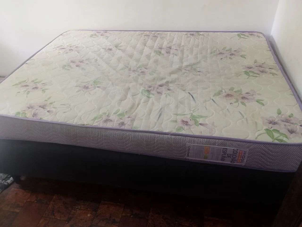 Colchão bom vendo 
