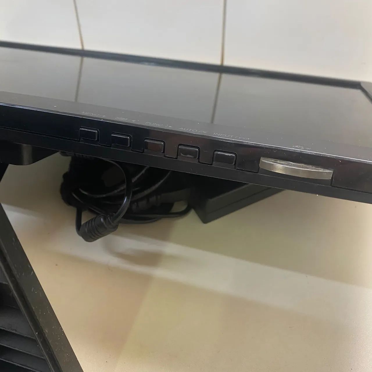 Monitor LG 23 polegadas widescreen - Foto 5