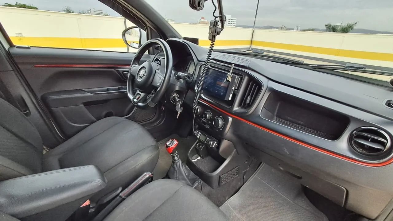 Fiat Strada Endurance 1.4 Flex 8V CS Plus 2021 - Foto 4