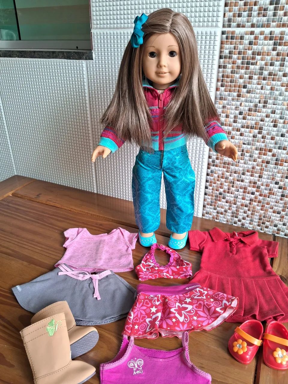 Boneca american gilr com acessórios 