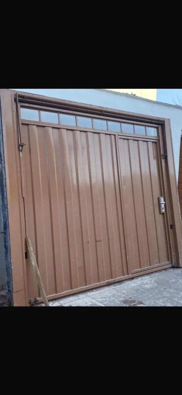 Vendo portas internas e porta de garagem - Foto 2