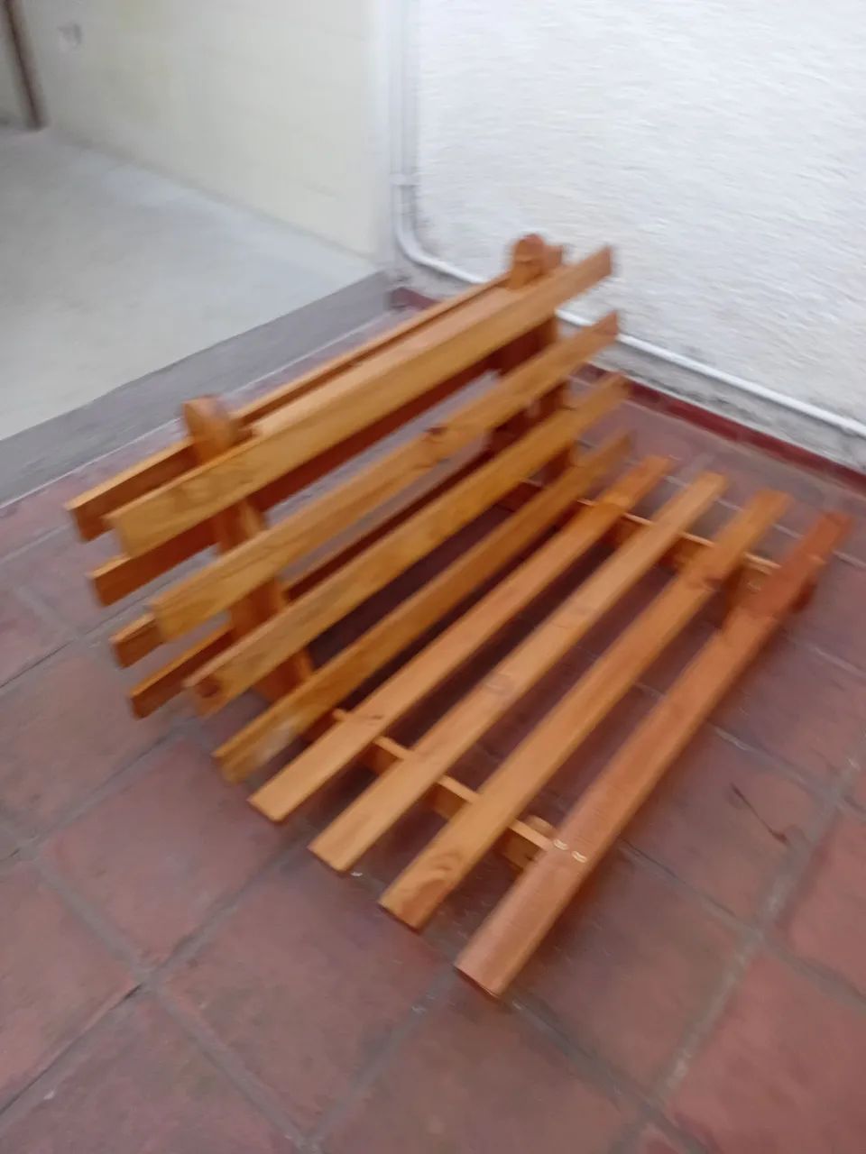 Sofá-Cama de Madeira Maciça Dobrável - 2 em 1