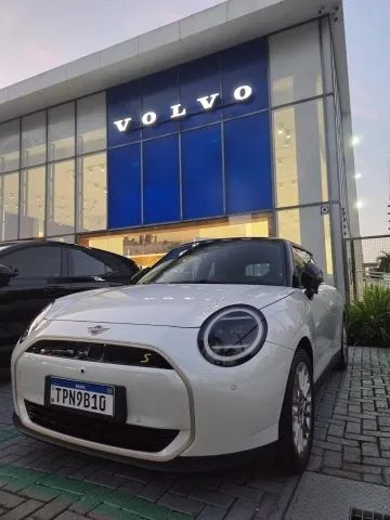 Mini Cooper SE 3P (elétrico) 2024