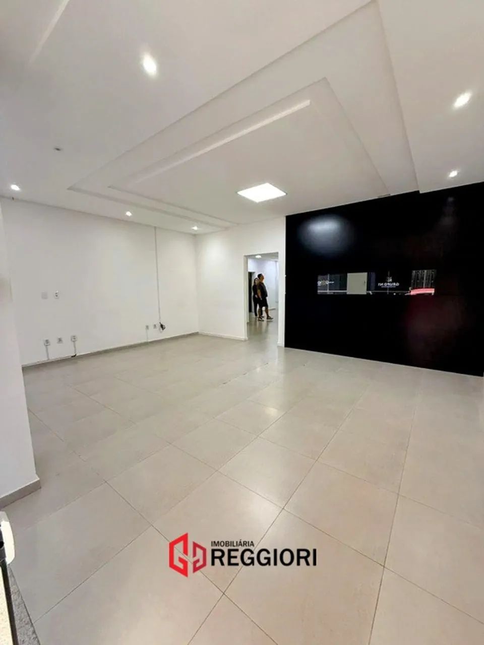 LOCAÇÃO SALA COMERCIAL 131M² MEIA PRAIA ITAPEMA