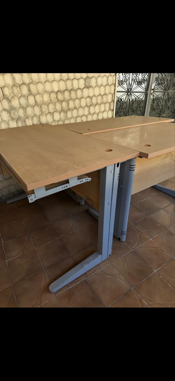 Office Desk407687496446126081