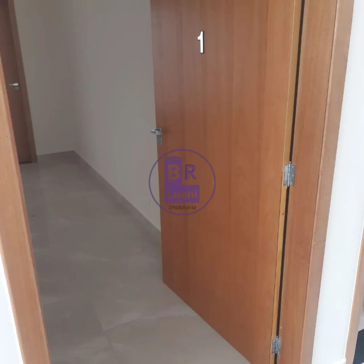 Sala para locação comercial no centro - Foto 4