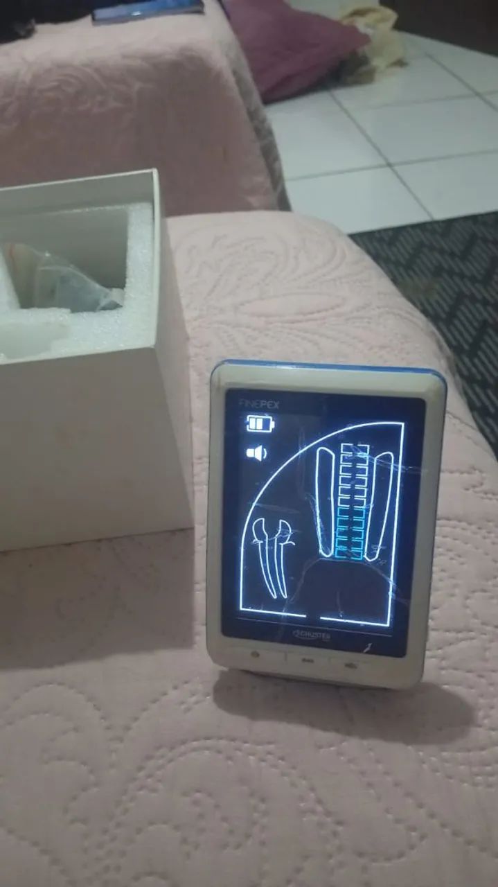 Vendo motor e localizador endodôntico 
