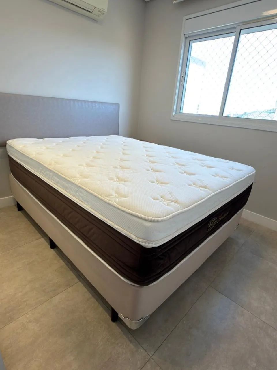 Cama box