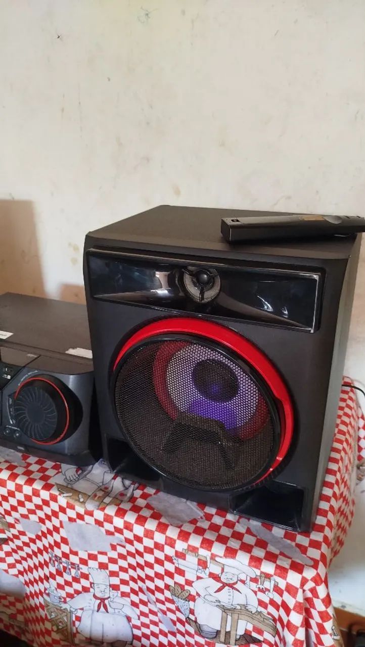 Som LG bluetooth semi nova pra vender. - Foto 3