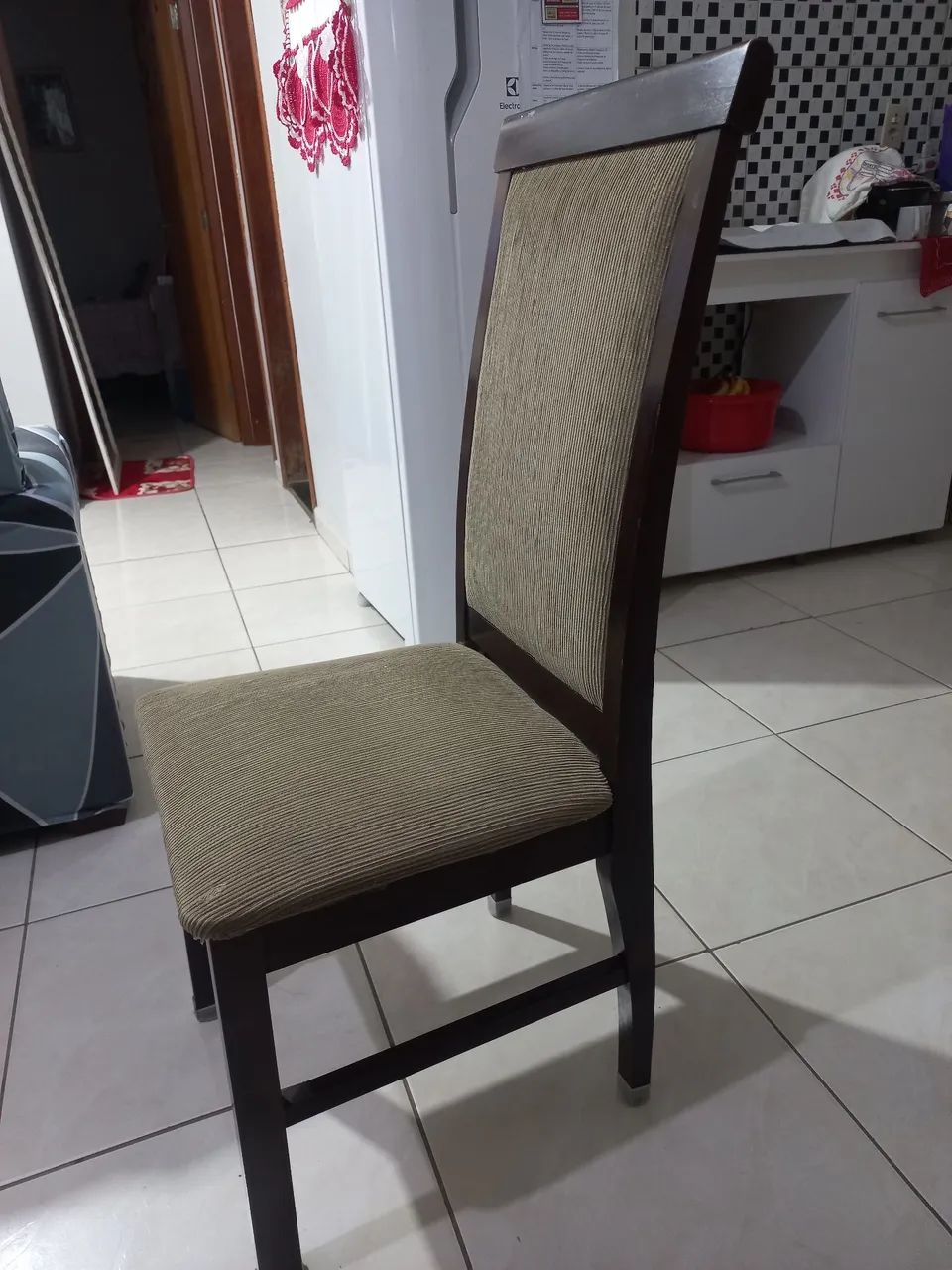 Vendo Mesa com 6 cadeiras  - Foto 4