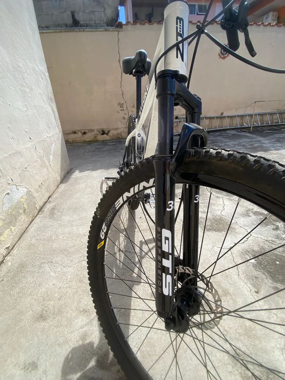Bicicleta aro 29 - Foto 5