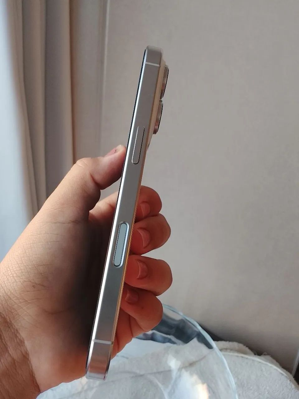 iPhone 16 PRO 128  - Foto 3