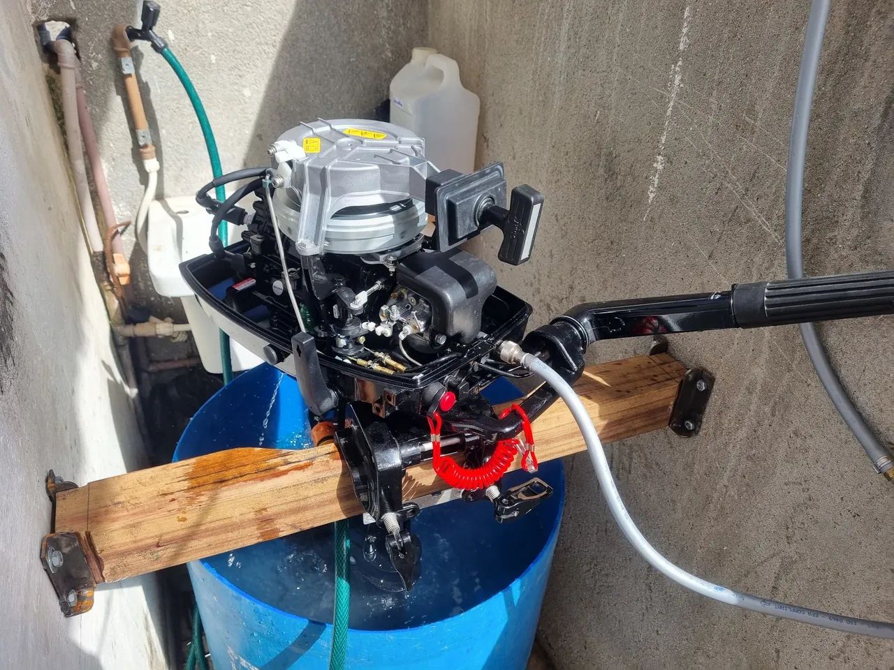 Motor de popa mercury 8 hp  - Foto 4