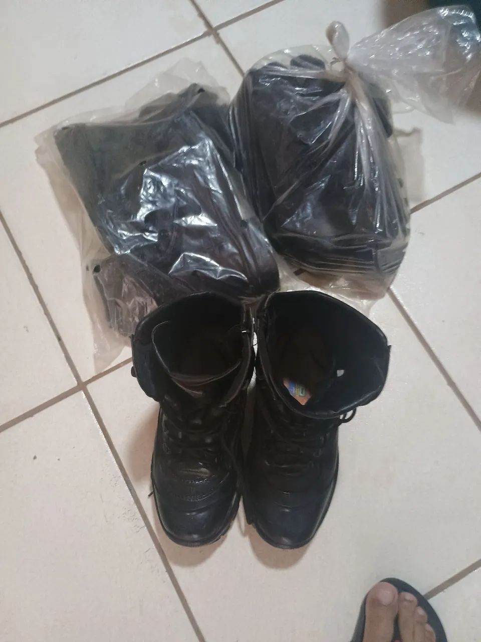 3 Coturnos 