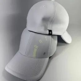 BONÉ GLOW BRANCO (FECHADO)