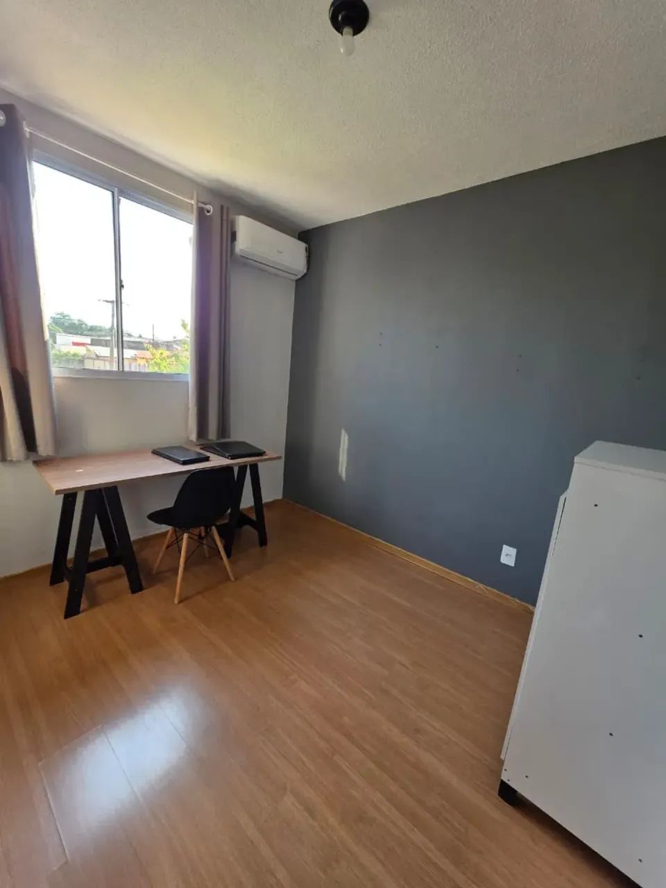 ALUGA-SE APARTAMENTO SEMI MOBILIADO - Foto 4