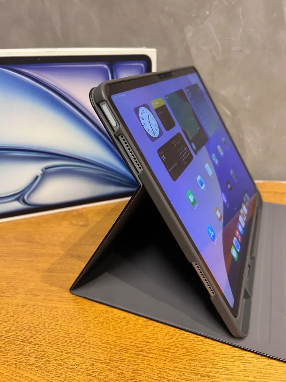 Apple iPad Air M3 13 ( 5g + Wi-fi ) Garantia + Caneta Logitech - Foto 3