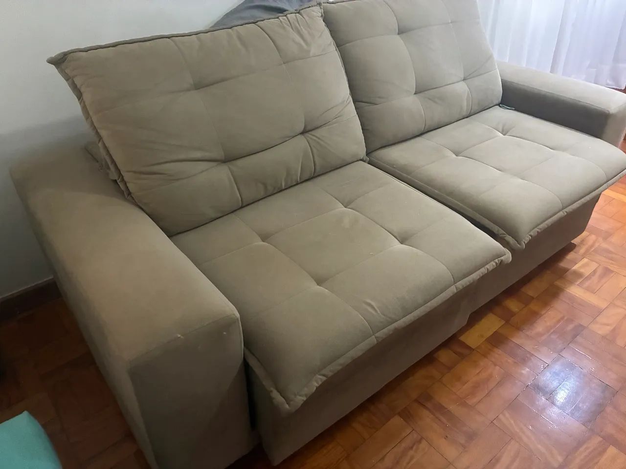 Sofá retrátil e Puf Grande ótimo estado  - Foto 5