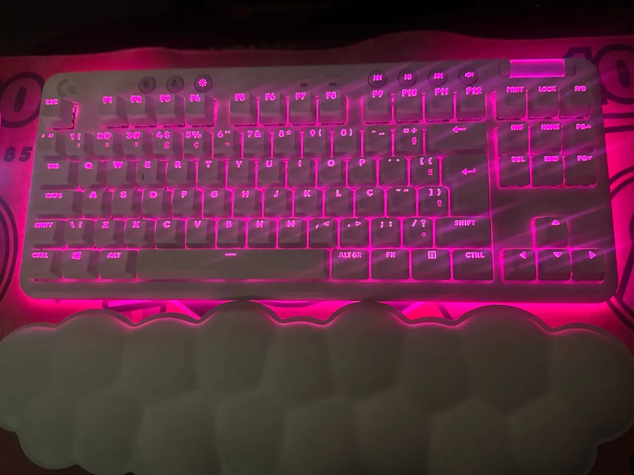 Teclado Logitech G715 