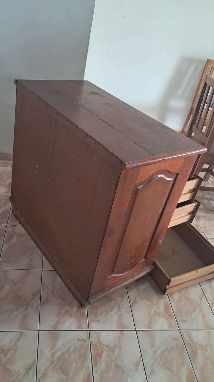 Vendo essa comôda de Madeira - Foto 2