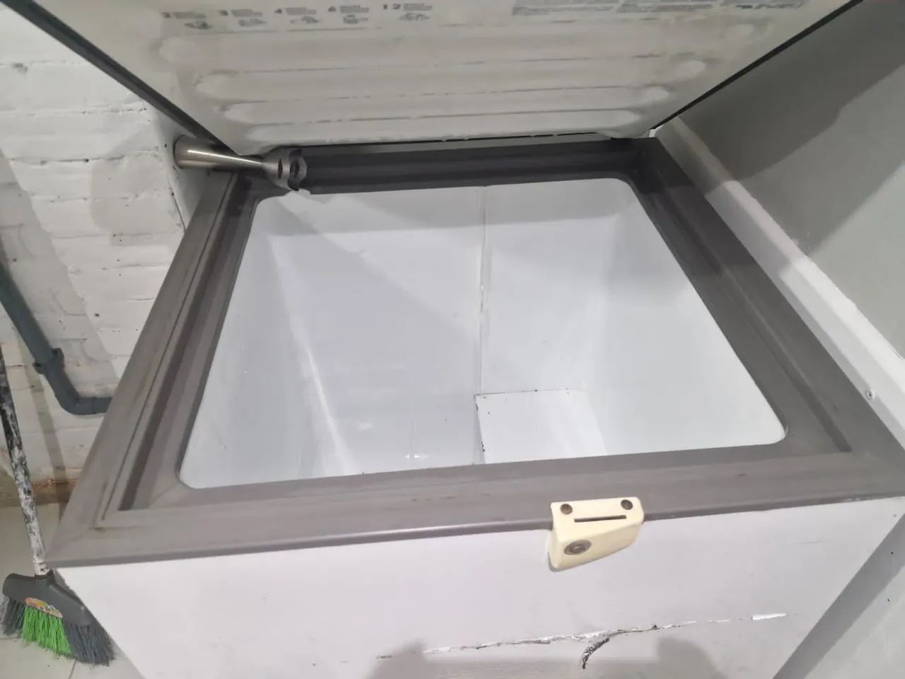 Freezer horizontal 309 litros/ 500 Reais é o preço final - Foto 3