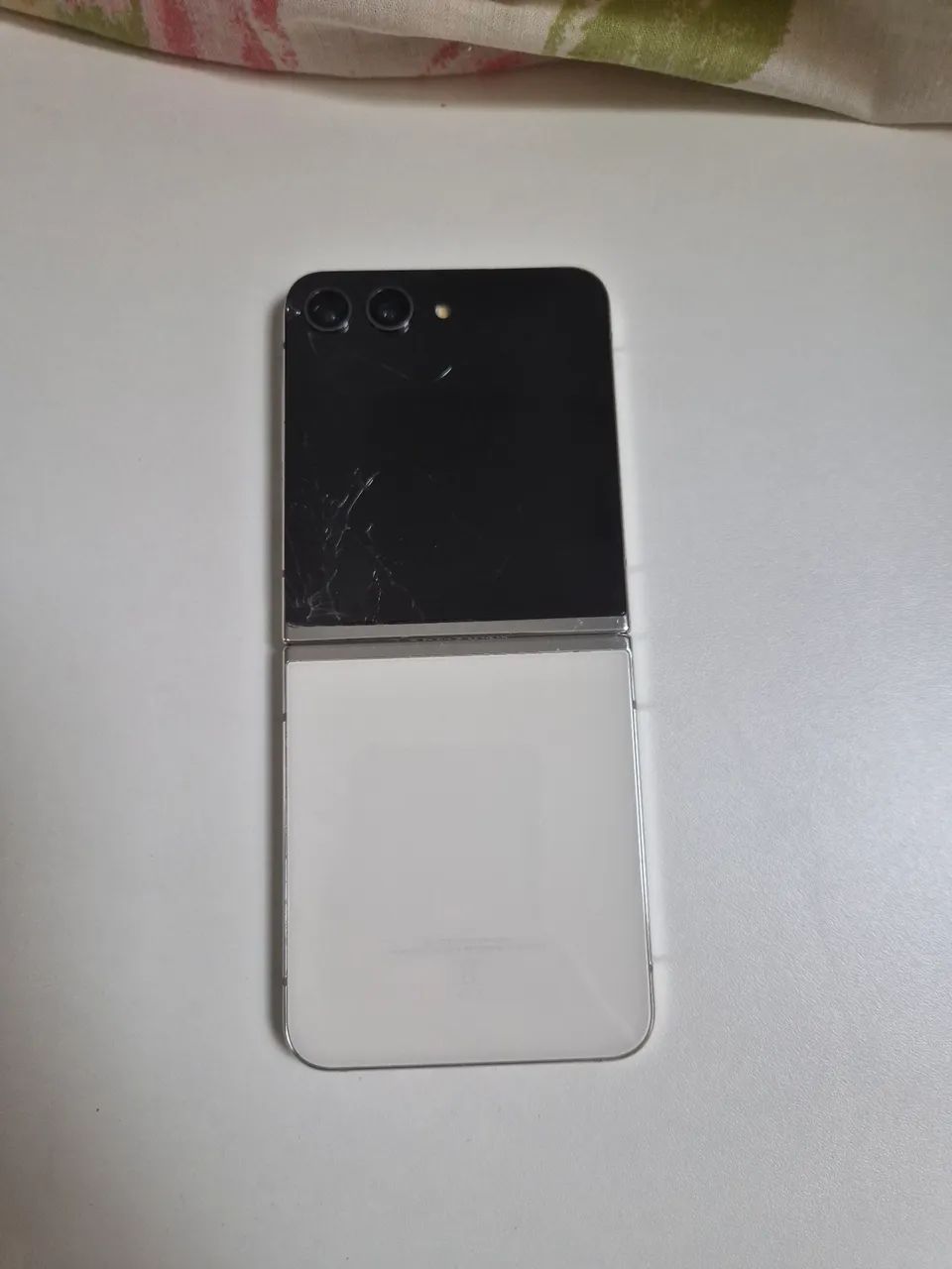 Celular z flip 5