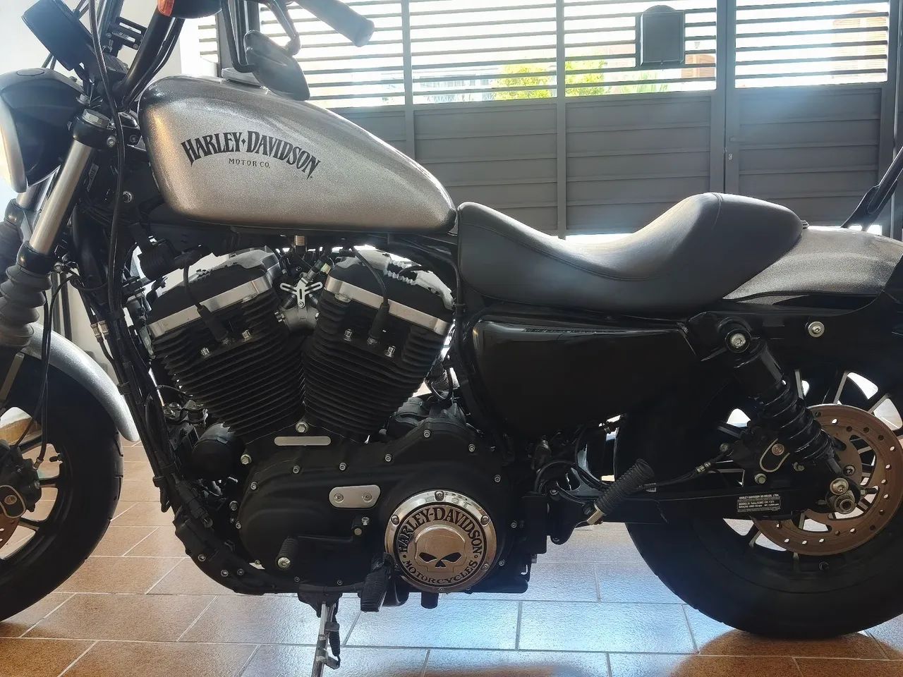 Harley Davidson Iron 883 2015 - Foto 3