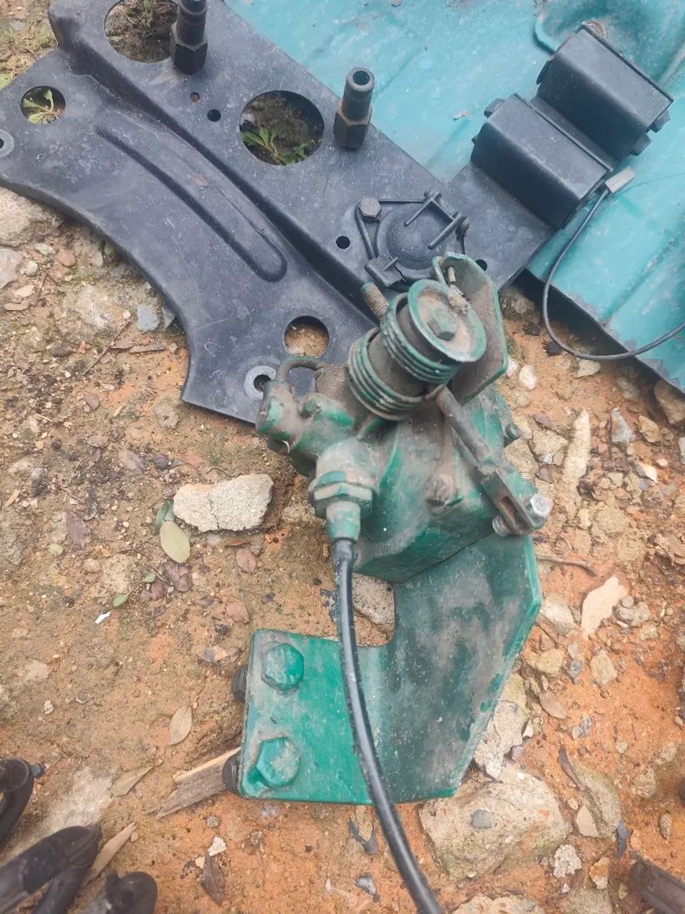 Para barro e peças scania