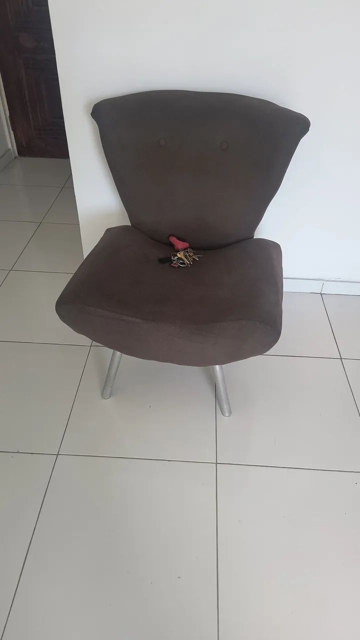 Vendo uma poltrona 