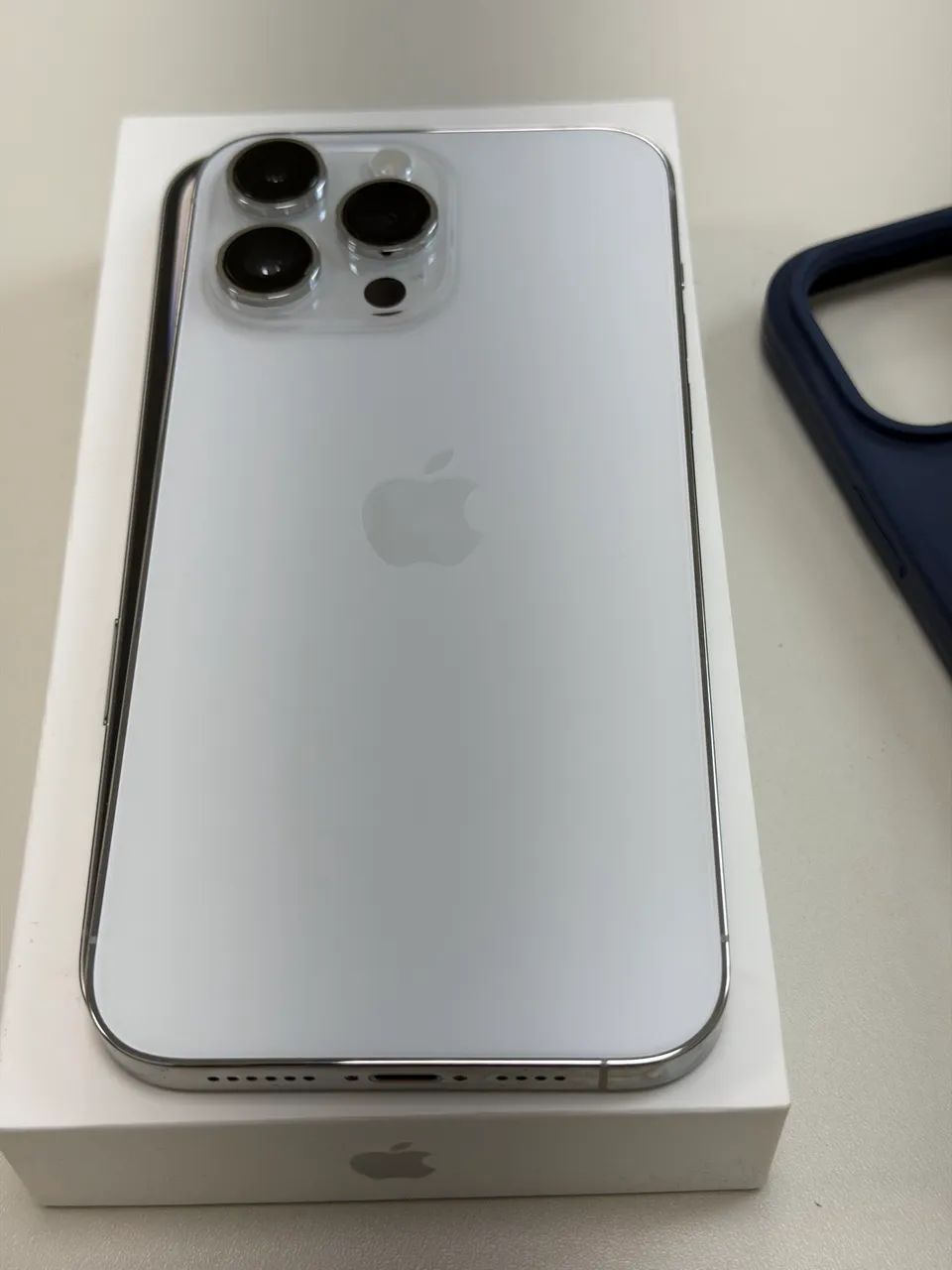 iPhone 14 Pro Max 128 giga sem nenhum arranhão - Celulares e