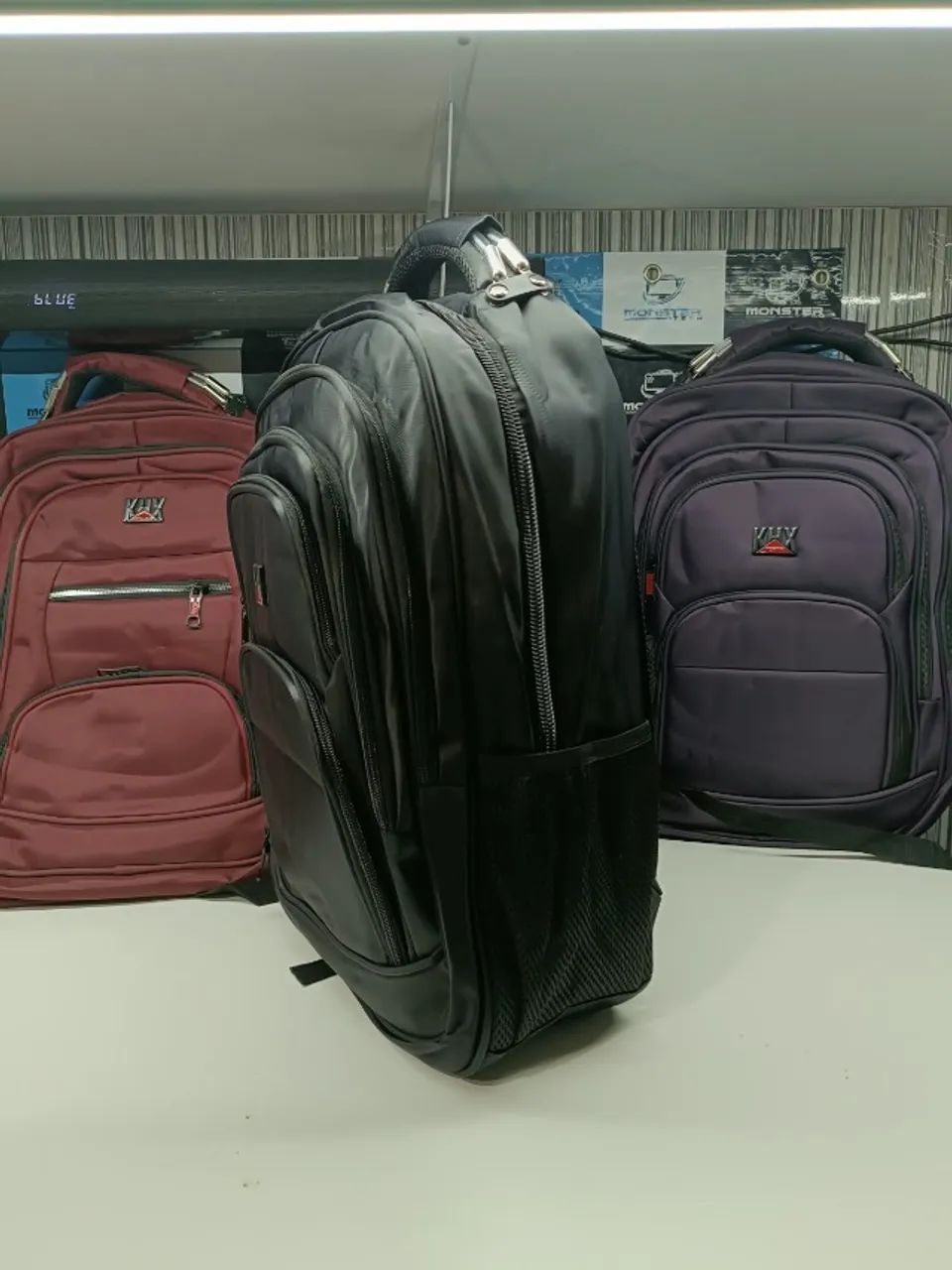 Mochila Multiuso Reforçada Impermeável Premium com Trava e Senha - Foto 3
