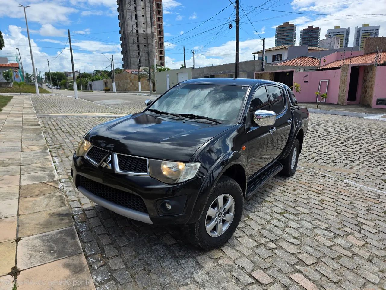Mitsubishi L200 2012