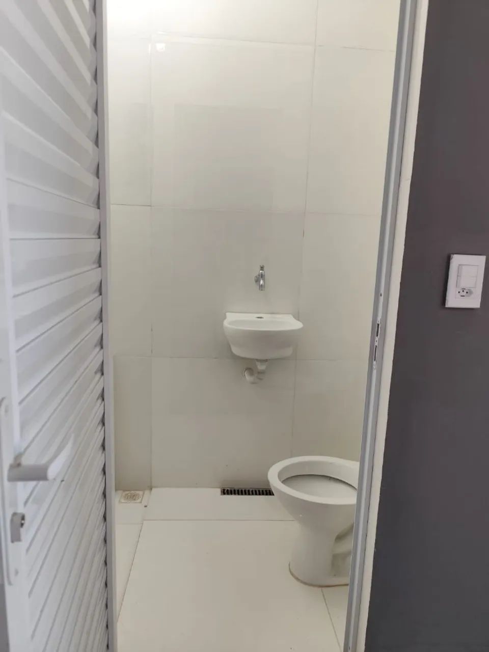 Excelente Galpão. 1a LOCAÇÃO. Viaduto Jardim Gramacho.  - Foto 10