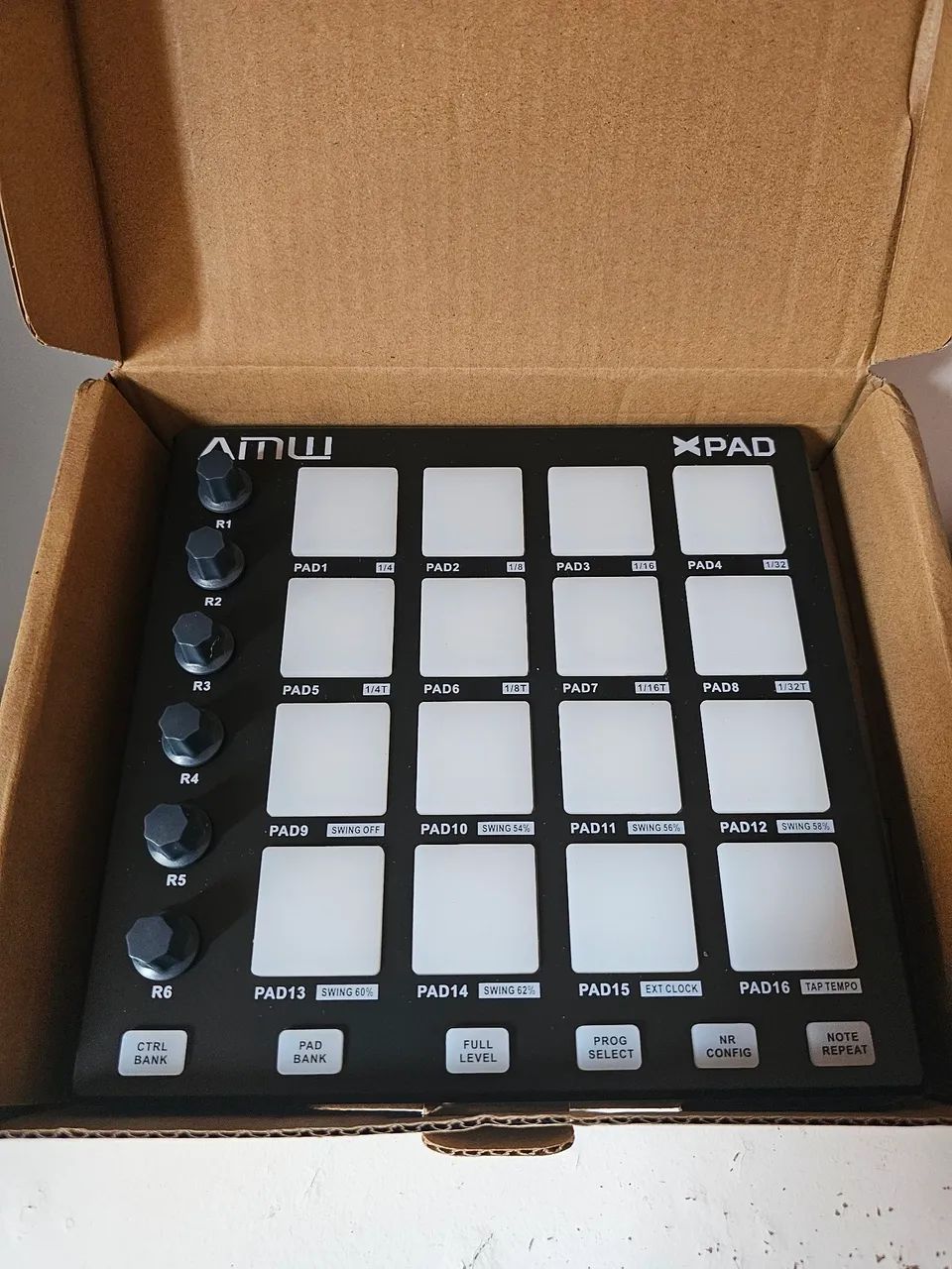 Controlador MIDI DJ AMW XPAD V2