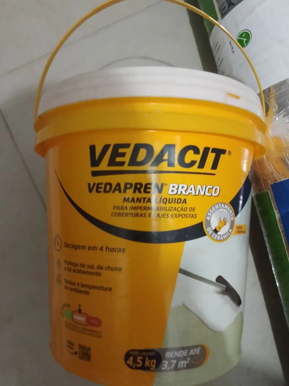 1 galão vedpren branco 1 rolo de Manta 94cm por 10 metros  - Foto 2