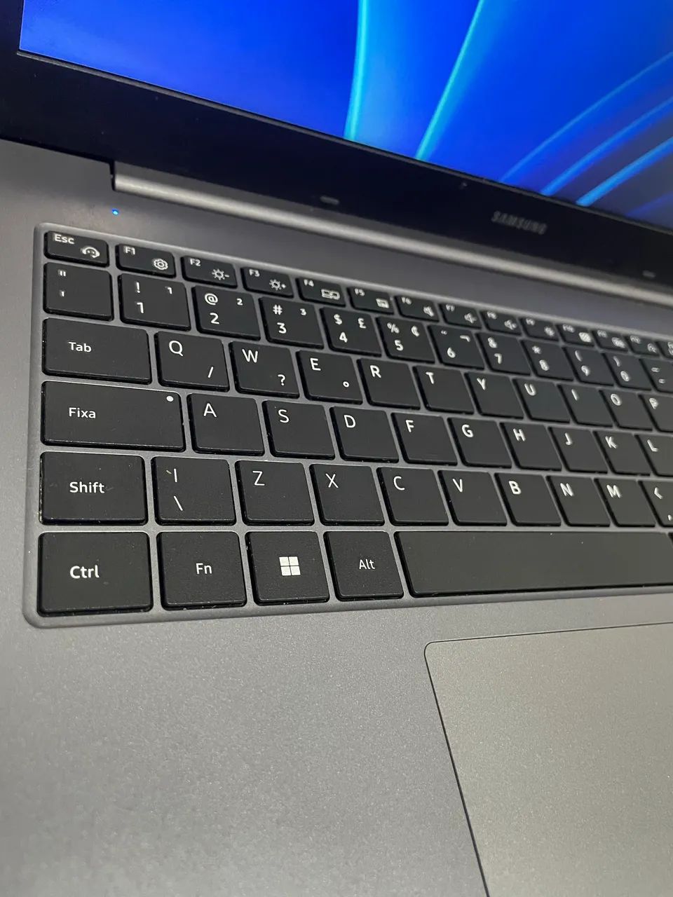 Notbook Samsung semi novo  - Foto 4