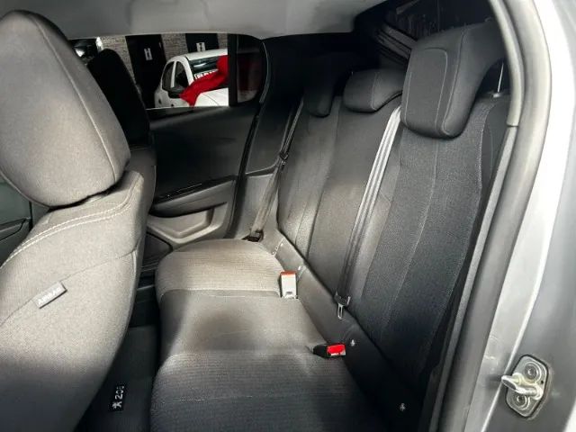Peugeot 208 Active 1.6 Flex 16V 5p Aut., foto 11 de 16