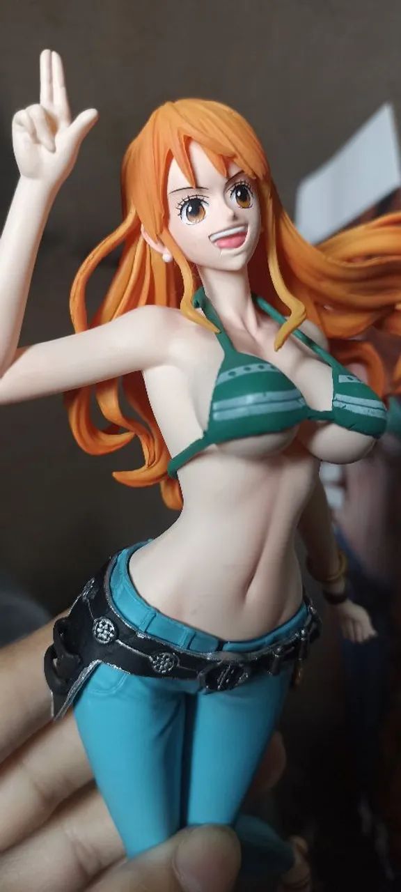 Nami de One Piece (25cm) - Hobbies e coleções - Residencial
