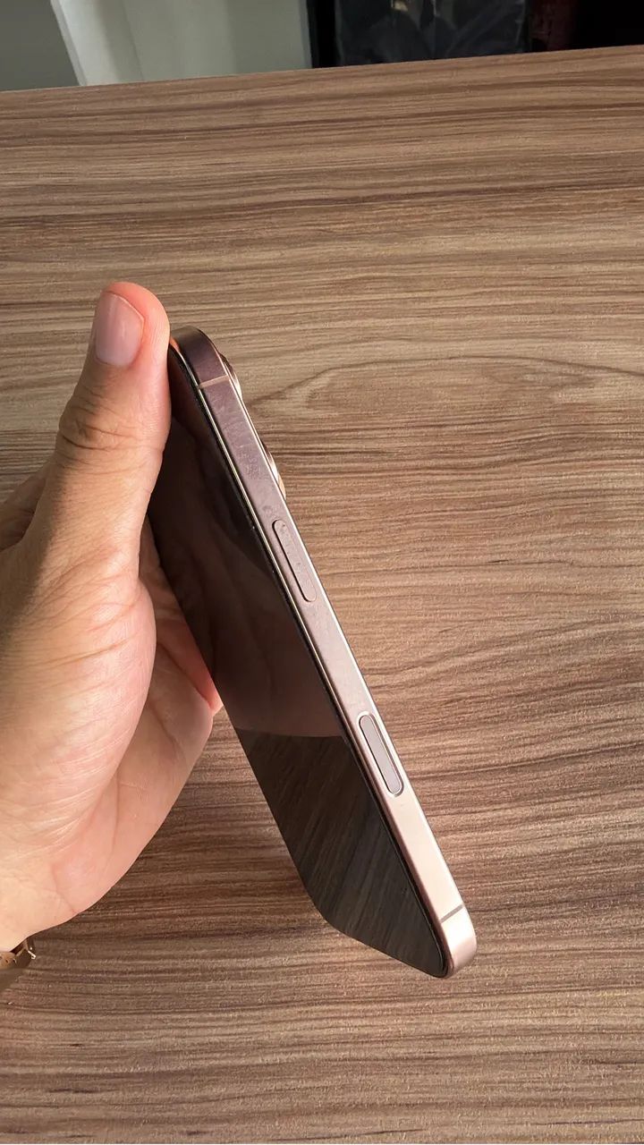 iPhone 16 Pro Desert Titanium  - Foto 4