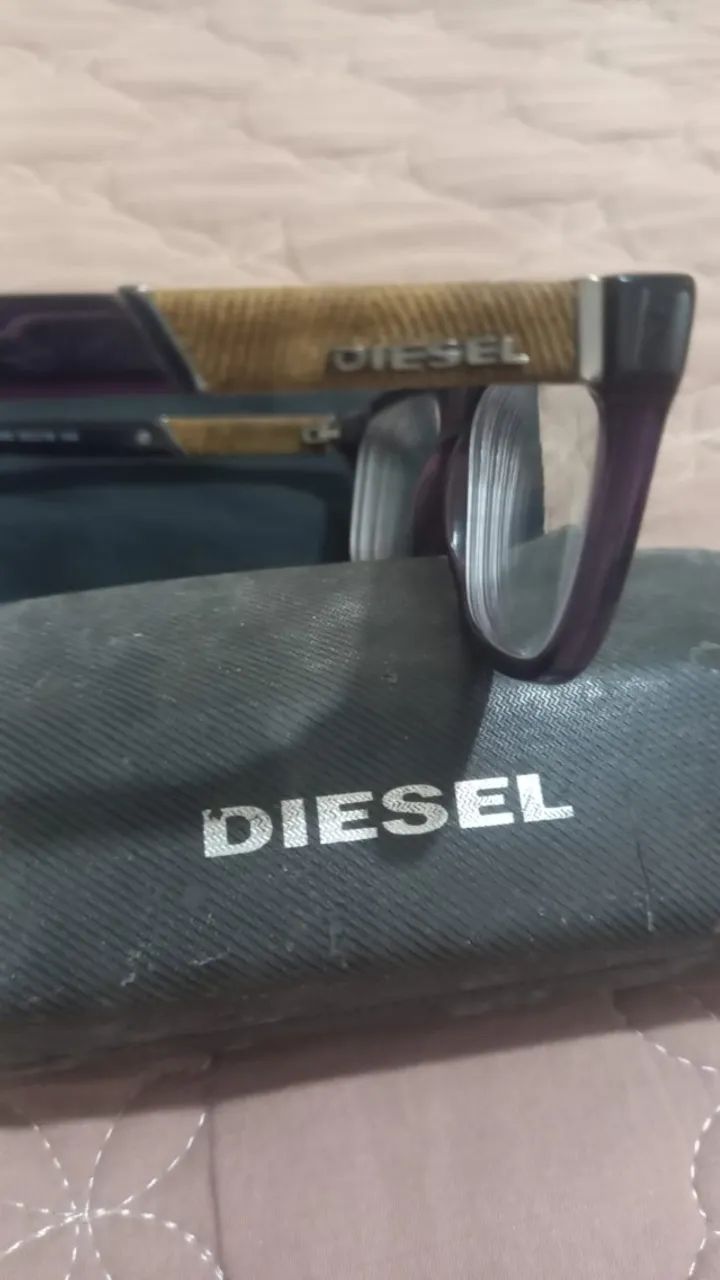 Óculos com lentes com grau Diesel usado. - Foto 2