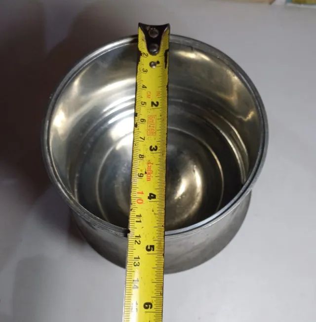 Bomboniere antiga em estanho belissima para decorar. - Foto 6