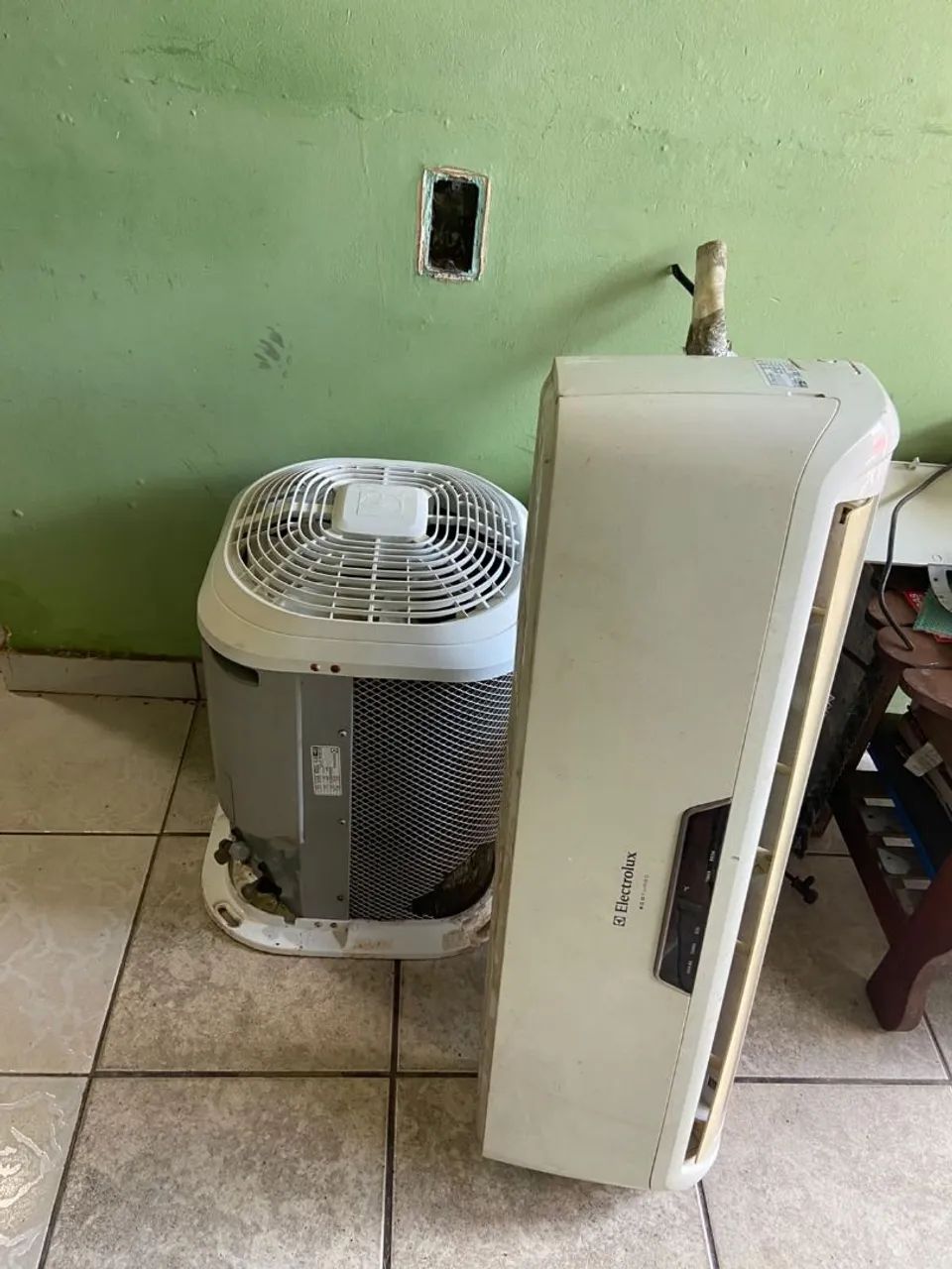 Vendo Ar-condicionado 9 mil btus, eletrolux