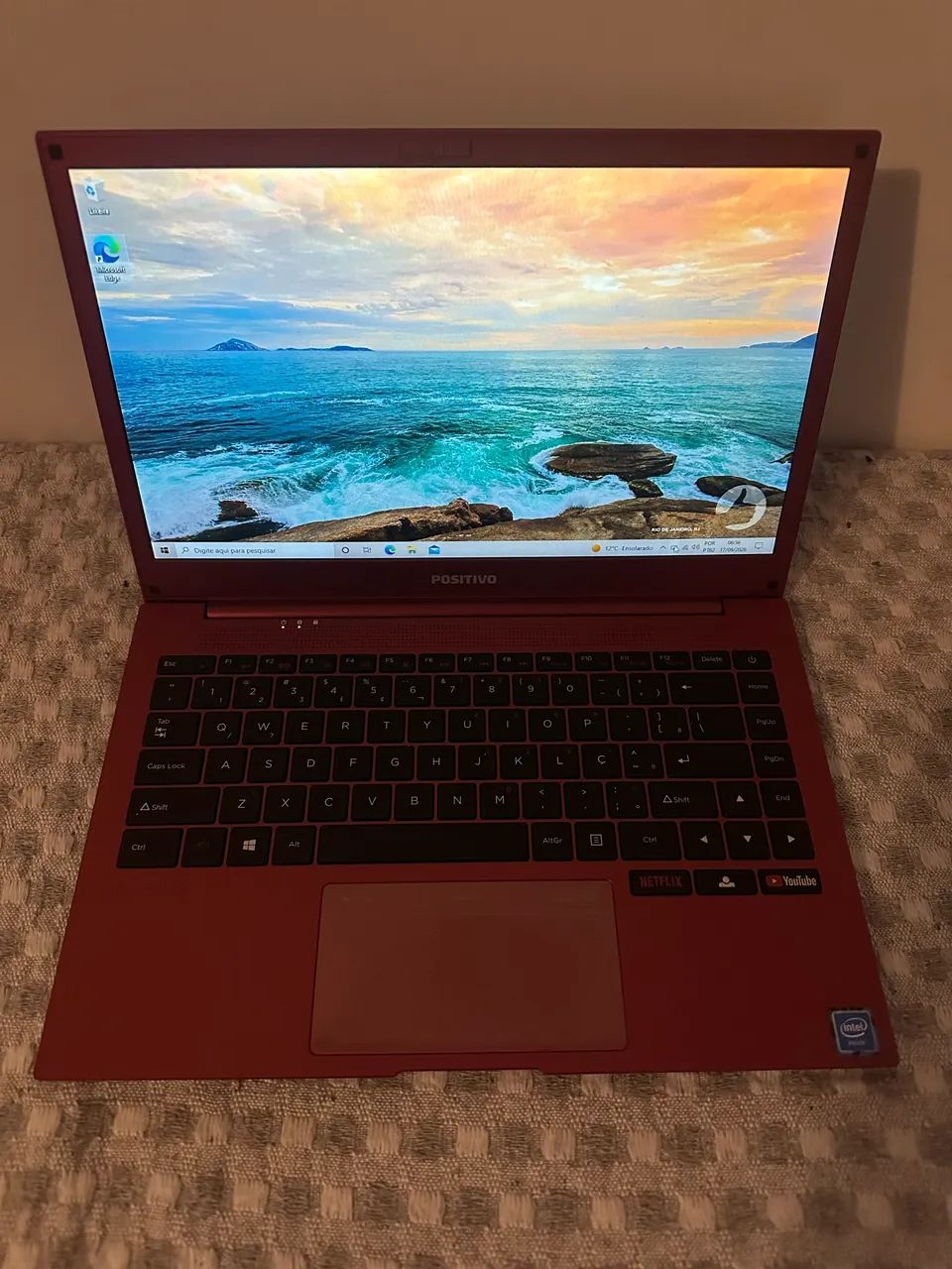 Notebook positivo Motion Red Q232b
